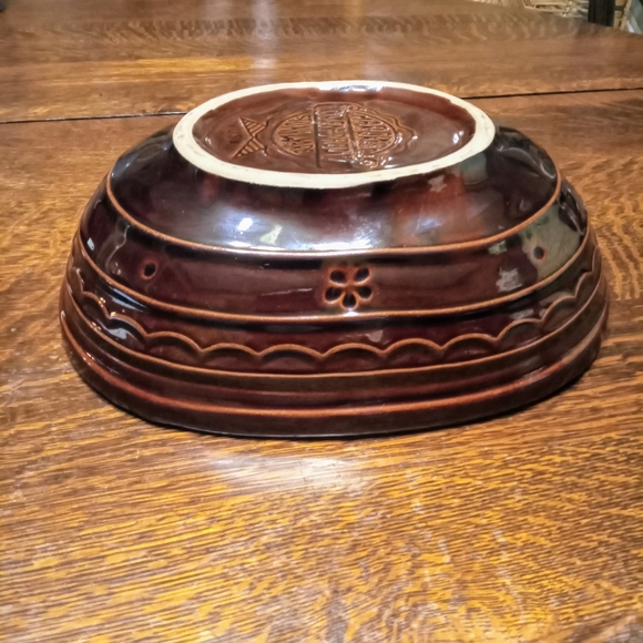 Mar-Crest Old Fashioned Oval Daisy Dot Stoneware - Picture 6 of 7